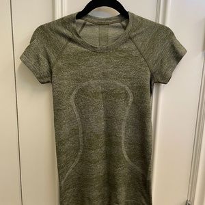 Lululemon Swiftly Tech Green Short Sleeve